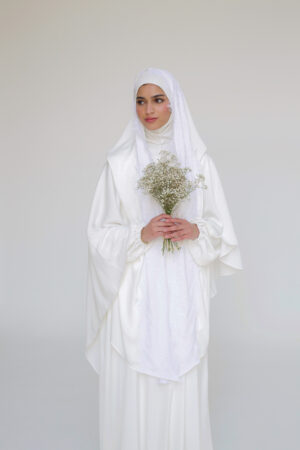 the-bride-era-with-sakina